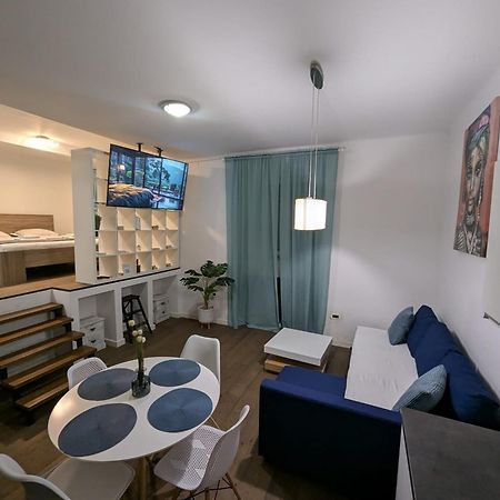 Fantabulous Downtown Abode W King Bed, 65" Tv, Washer And Tumble Dryer Zagreb Extérieur photo