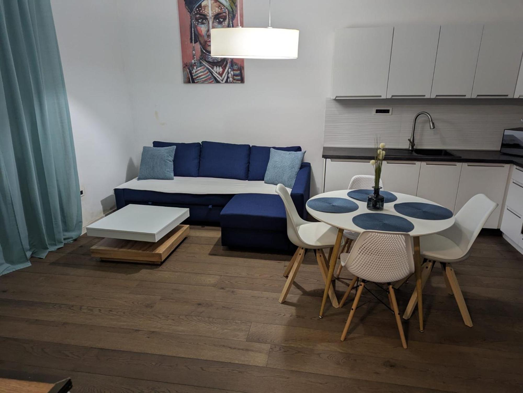 Fantabulous Downtown Abode W King Bed, 65" Tv, Washer And Tumble Dryer Zagreb Extérieur photo